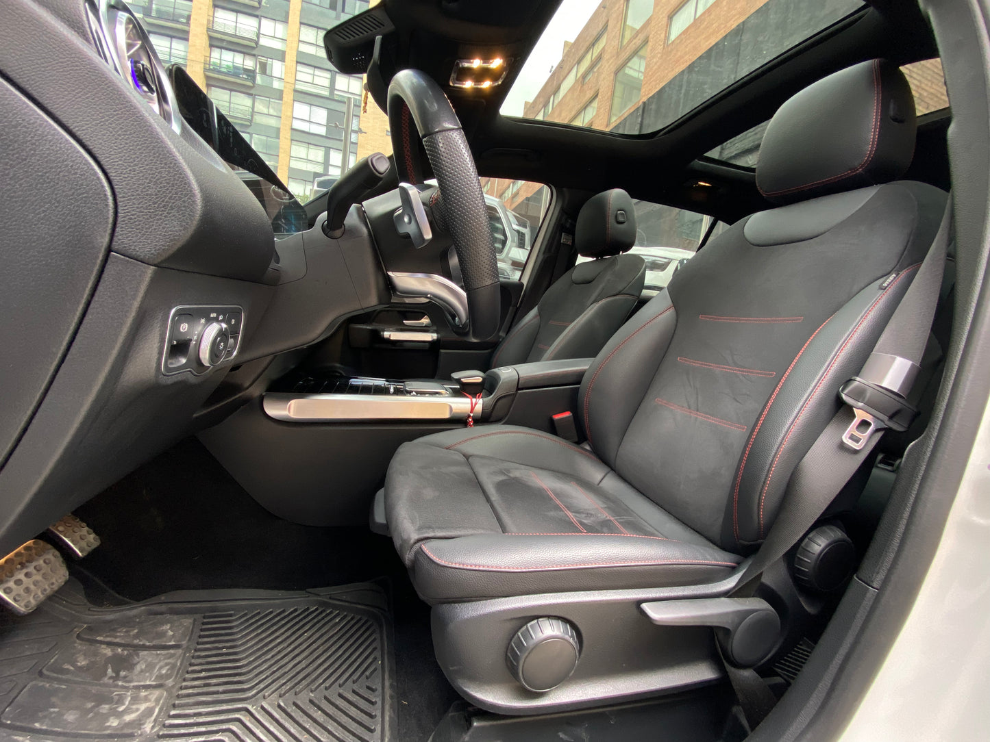Mercedes-Benz GLB 200 Modelo 2023 - Autos 93