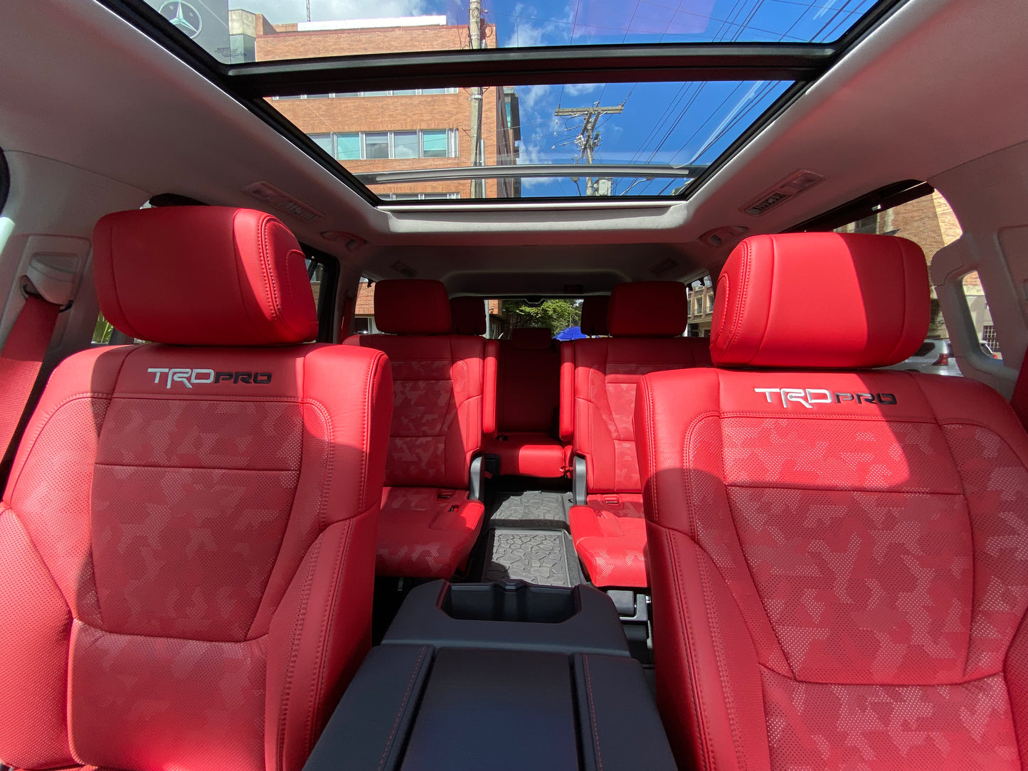 Toyota Sequoia TRD PRO Hibrida Modelo 2026 (IMPORTACIÓN) - Autos 93