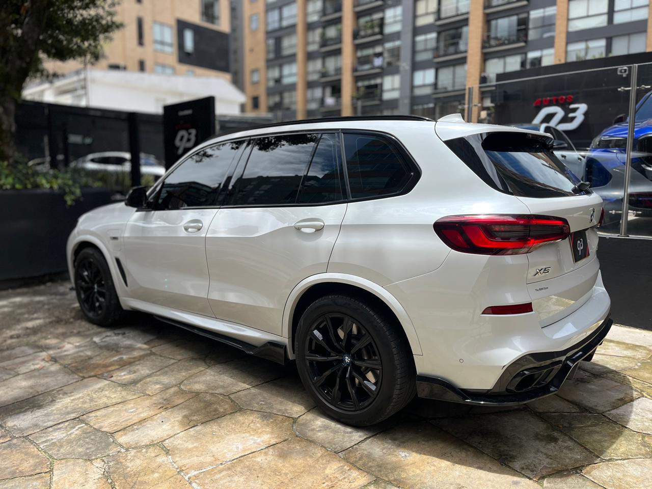 BMW X5 xDrive45e Modelo 2022