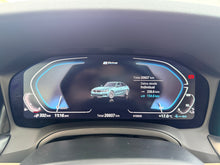 Cargar imagen en el visor de la galería, BMW 330e Modelo 2022
