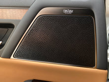 Cargar imagen en el visor de la galería, Lexus LX700H Modelo 2025
