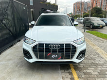 Cargar imagen en el visor de la galería, Audi Q5 Sportback Híbrida Modelo 2022
