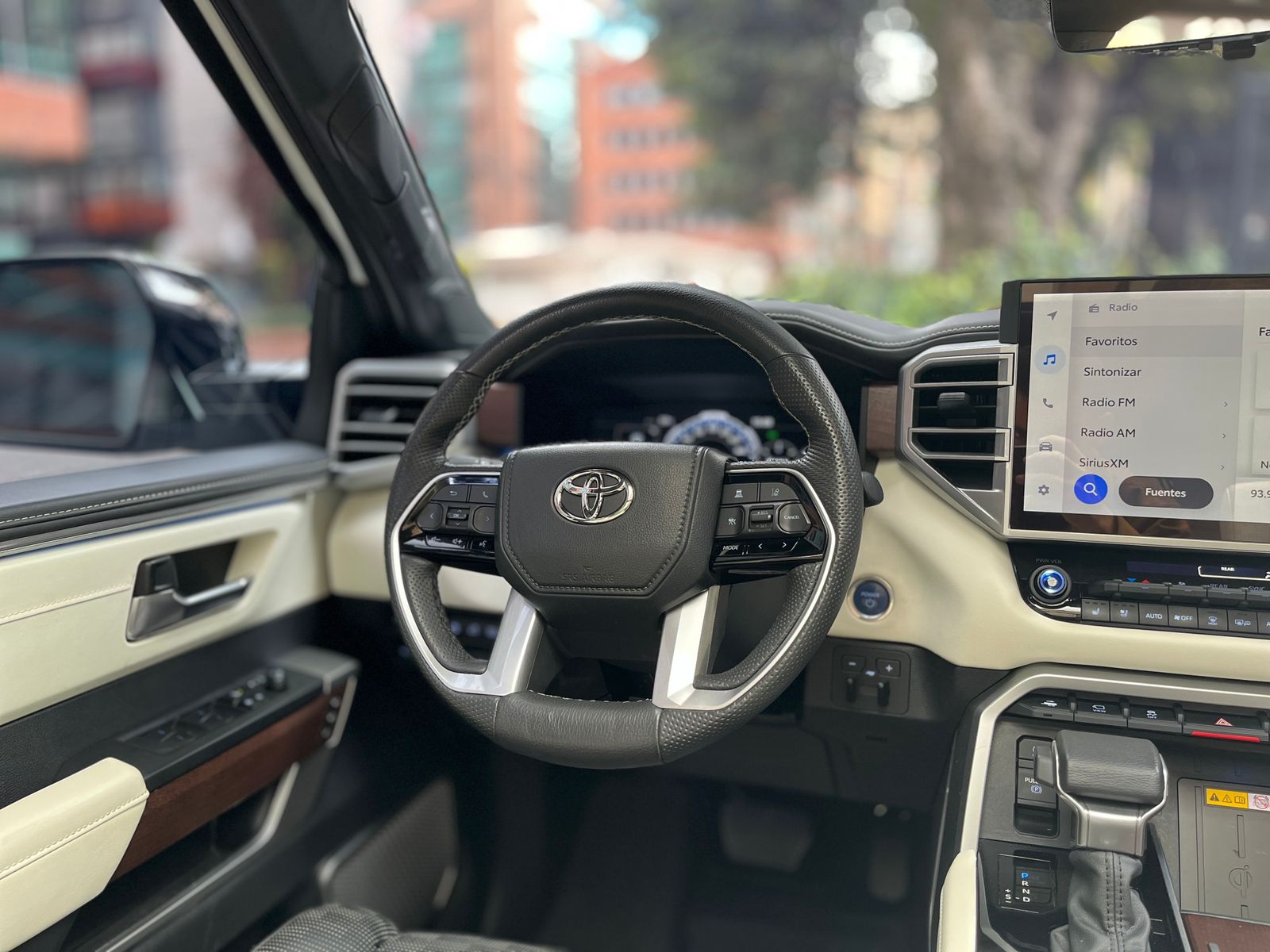Toyota Sequoia Capstone Modelo 2024 - Autos 93