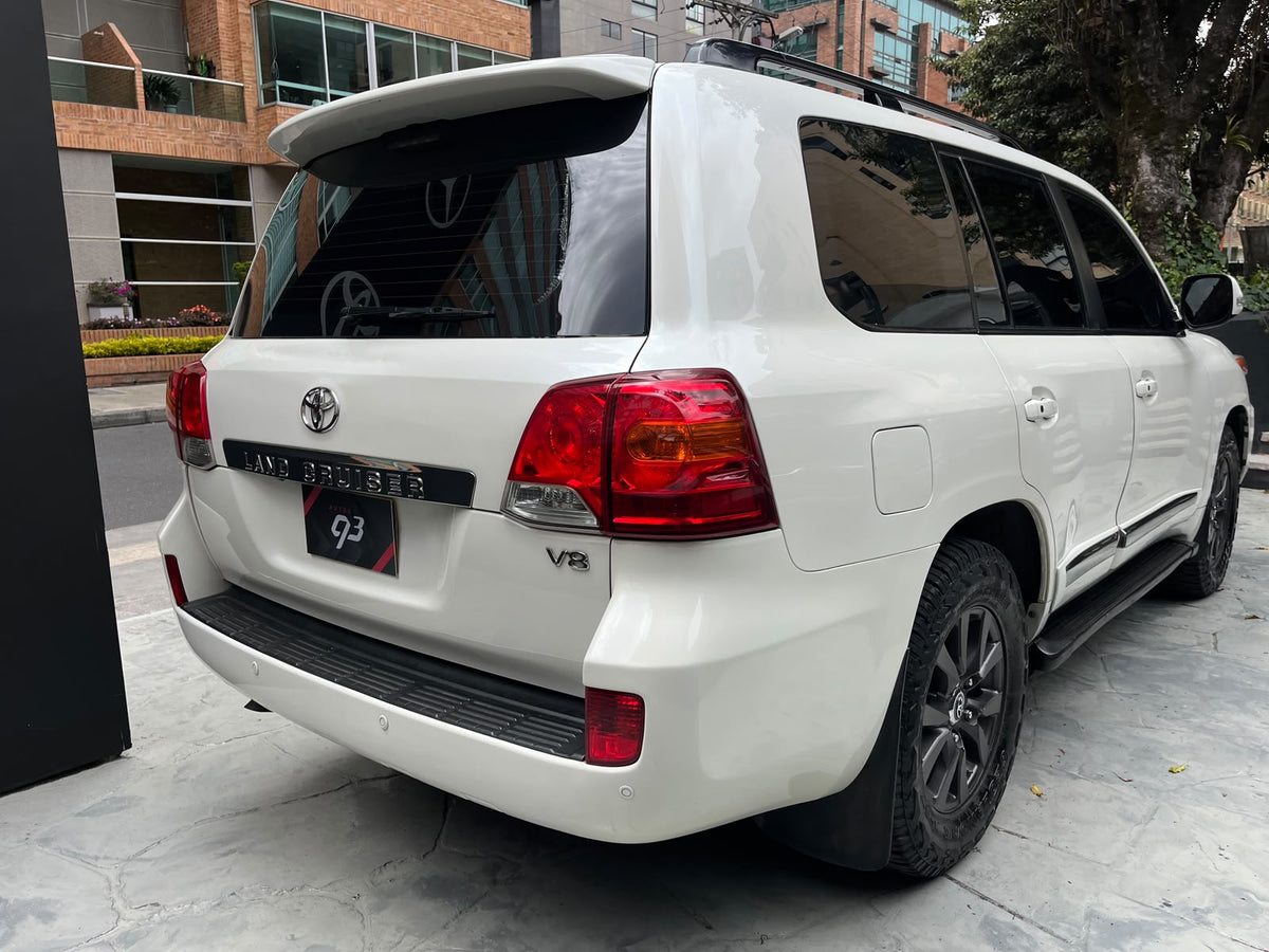 Toyota Land Cruiser 200 Modelo 2013 Blindada