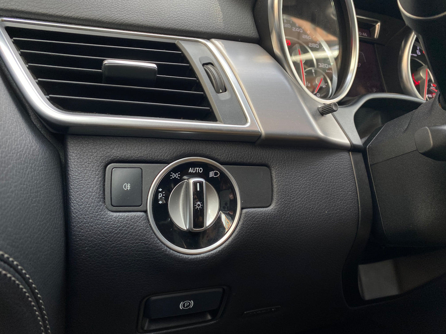 Mercedes-Benz ML63 AMG Modelo 2015 - Autos 93