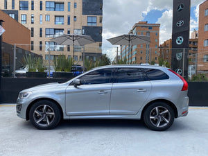 Volvo XC60 T6 R-Design Blindada Modelo 2016