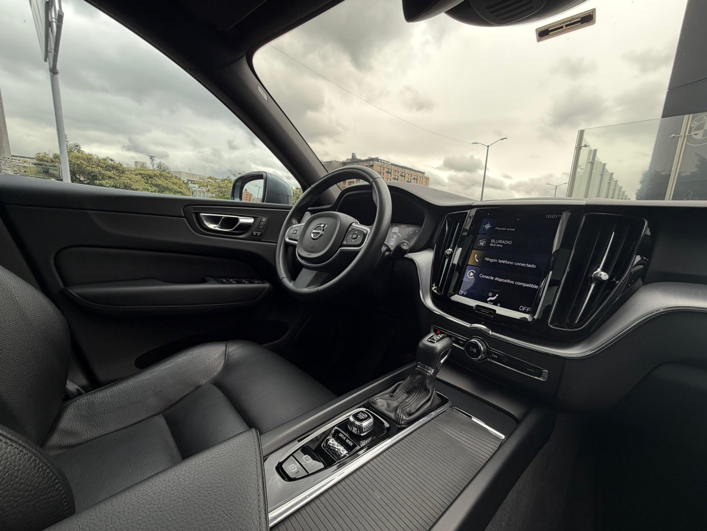 Volvo XC-60 T5 AWD Modelo 2020 - Autos 93