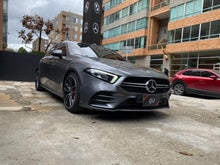 Cargar imagen en el visor de la galería, Mercedes-Benz AMG A35 4MATIC Modelo 2022
