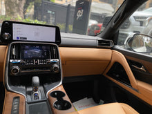 Cargar imagen en el visor de la galería, Lexus LX700H Modelo 2025
