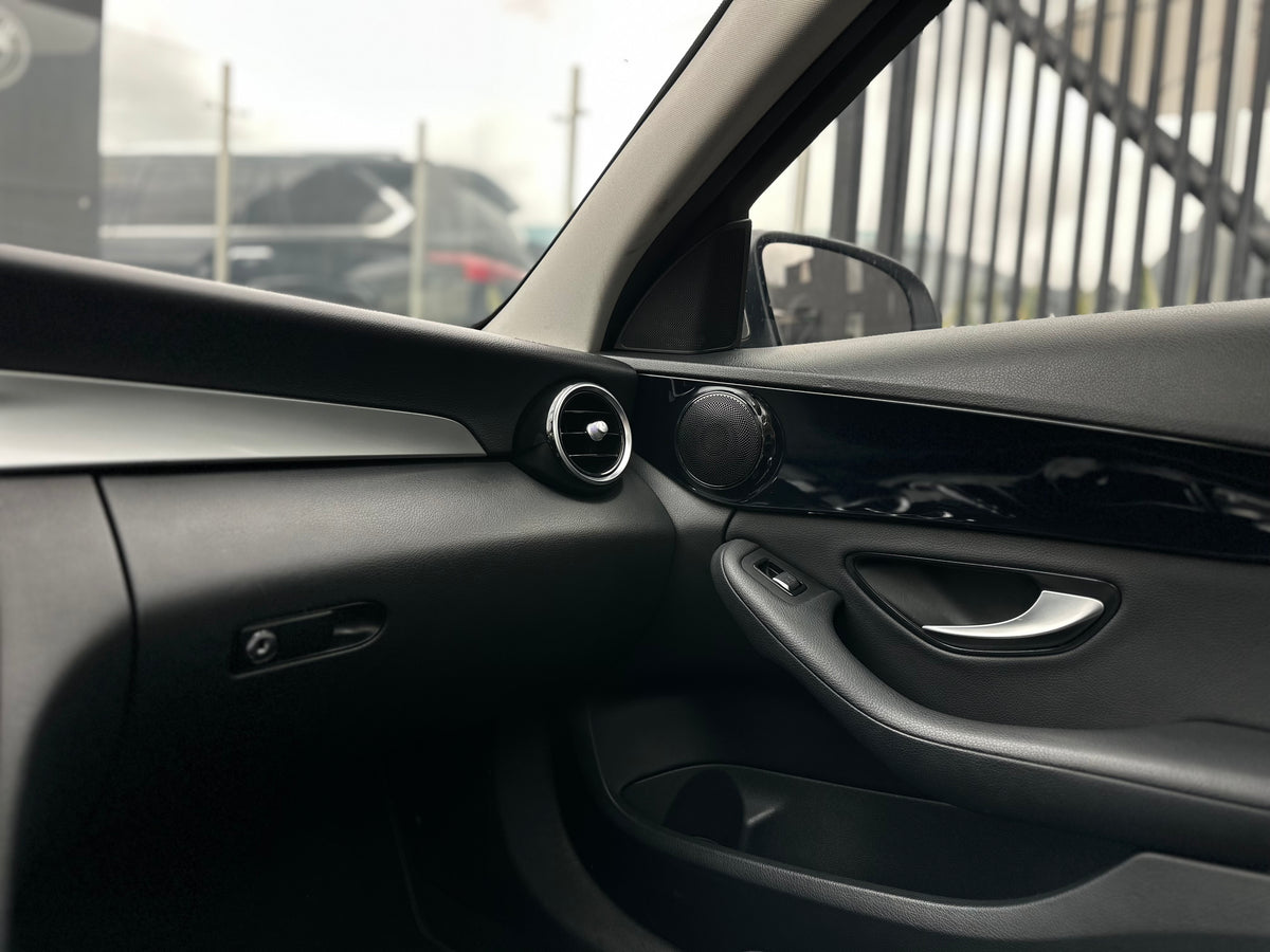 Mercedes-Benz C 200 Exclusive Modelo 2020