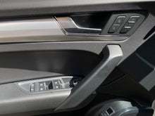 Cargar imagen en el visor de la galería, Audi Q5 45 TFSI Híbrida Modelo 2022
