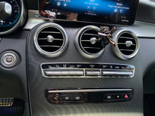 Cargar imagen en el visor de la galería, Mercedes-Benz GLC 300E Coupé Modelo 2022
