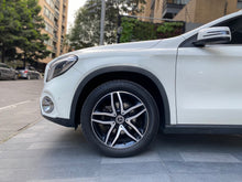 Cargar imagen en el visor de la galería, Mercedes-Benz GLA 200 Modelo 2018
