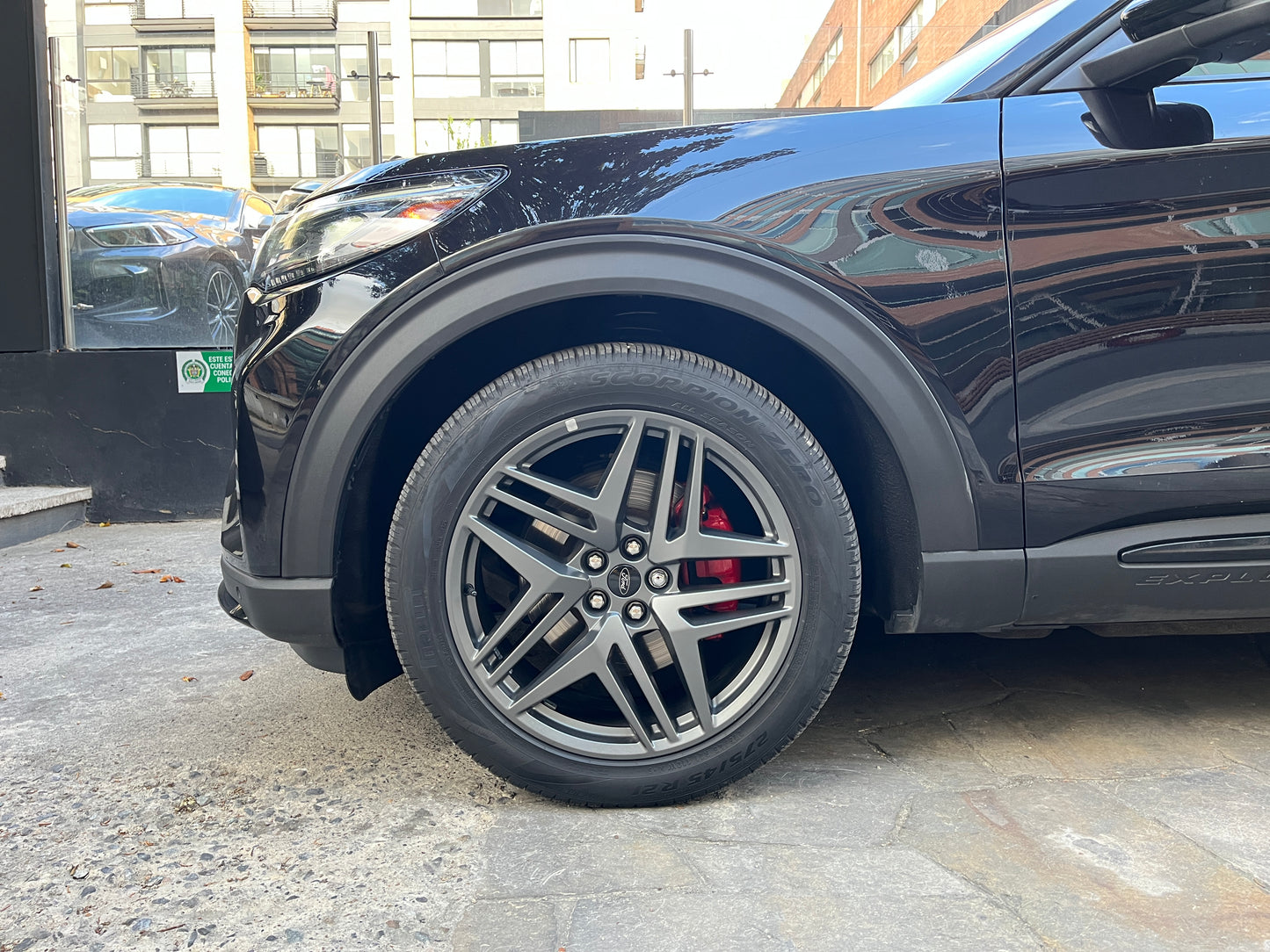 Ford Explorer ST Modelo 2025