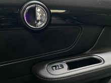 Cargar imagen en el visor de la galería, Mini Cooper SE Countryman Modelo 2020
