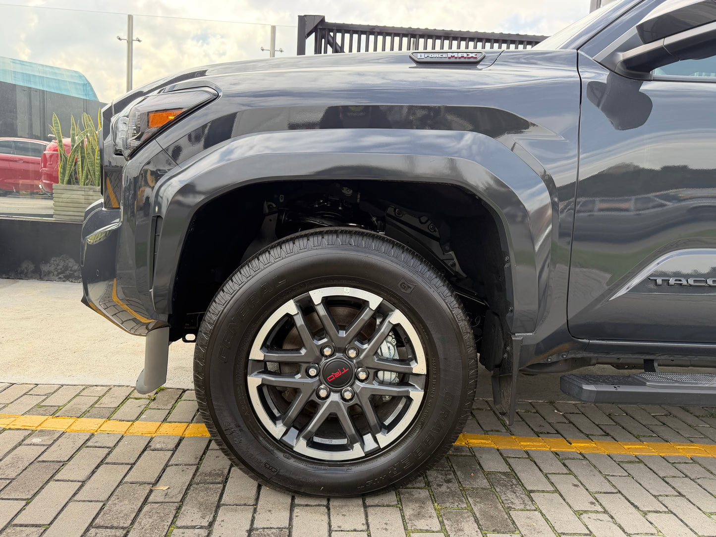 Toyota Tacoma TRD Sport Modelo 2025 - Autos 93