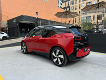 Cargar imagen en el visor de la galería, BMW I3 Loft Modelo 2019
