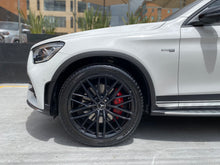 Cargar imagen en el visor de la galería, Mercedes-Benz AMG GLC 43 4MATIC Coupé Modelo 2022
