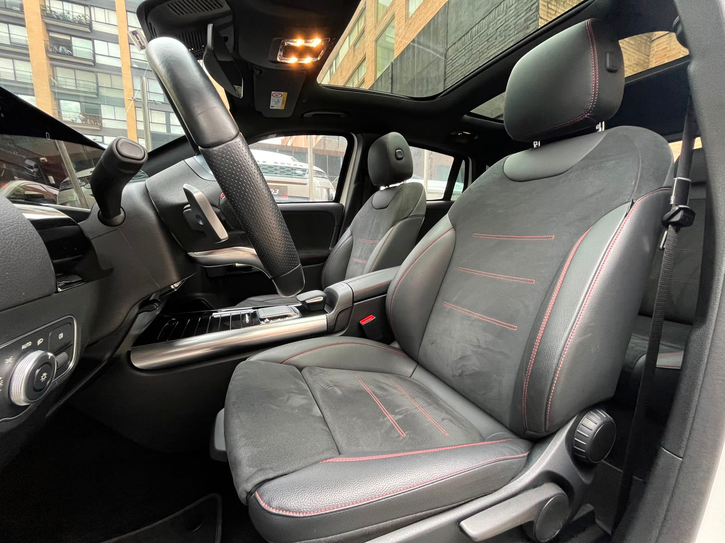 Mercedes-Benz EQA 350 4MATIC Blindada Modelo 2023