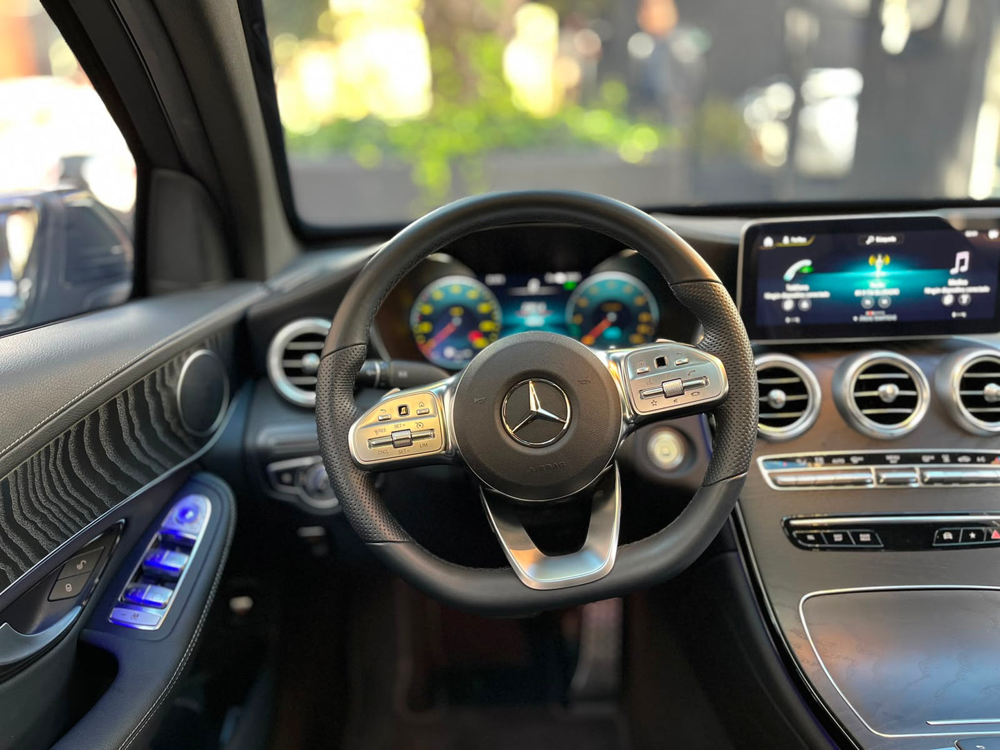 Mercedes-Benz GLC 300e 4MATIC Modelo 2023