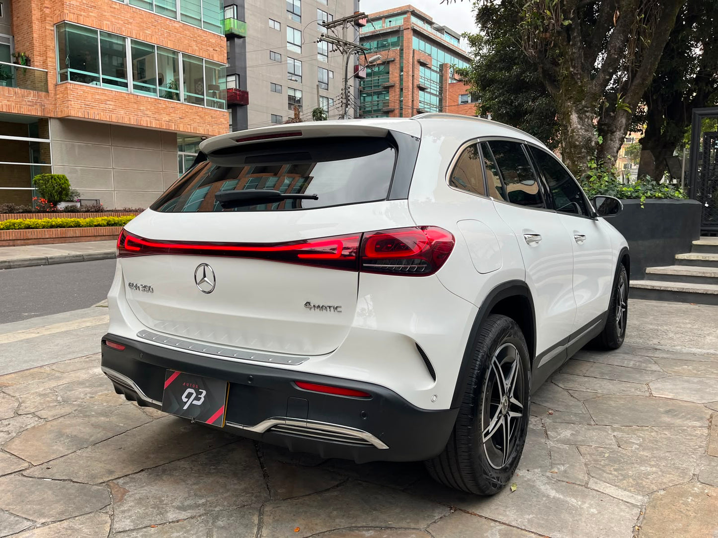 Mercedes-Benz EQA 350 4MATIC Blindada Modelo 2023