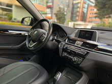 Cargar imagen en el visor de la galería, BMW X1 sDrive20I Modelo 2018
