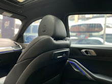 Cargar imagen en el visor de la galería, BMW X6 M50I Modelo 2023
