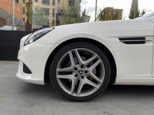 Cargar imagen en el visor de la galería, Mercedes-Benz SLC 200 Modelo 2019
