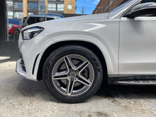 Cargar imagen en el visor de la galería, Mercedes-Benz GLE 350DE 4matic Híbrida Modelo 2023

