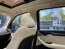 Cargar imagen en el visor de la galería, BMW X3 xDrive30I Modelo 2023
