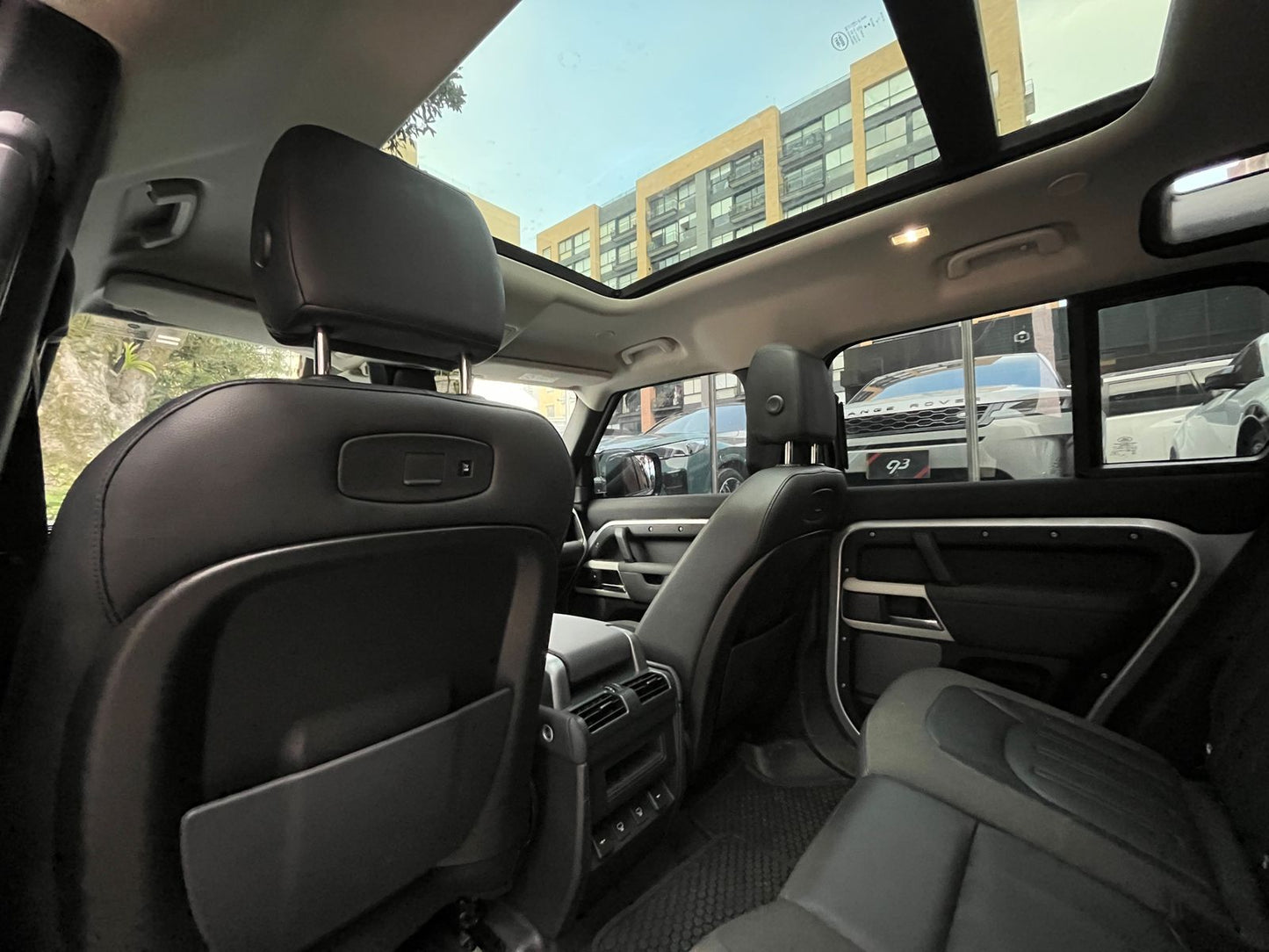 Land Rover Defender First Edition 3.0 MHEV Modelo 2021
