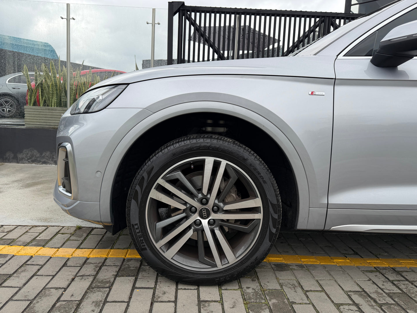 Audi Q5 S-line MHEV Modelo 2025 - Autos 93