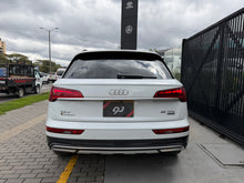 Cargar imagen en el visor de la galería, Audi Q5 MHEV Modelo 2023
