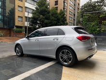 Cargar imagen en el visor de la galería, Mercedes-Benz A200 HatchBack Modelo 2019

