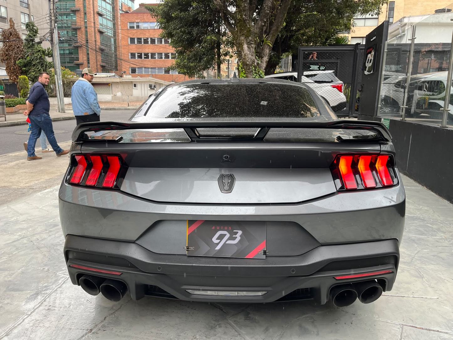 Ford Mustang Dark Horse Modelo 2025