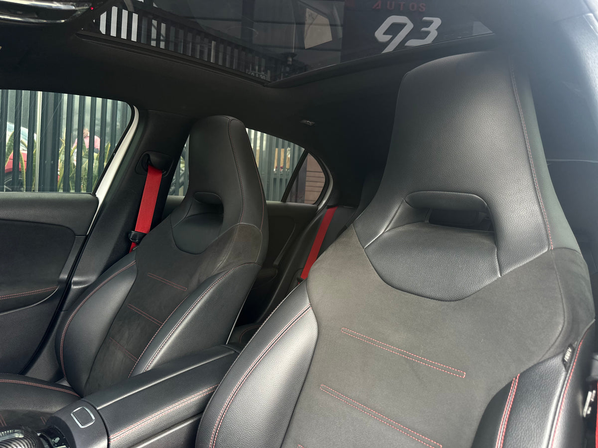 Mercedes-Benz AMG A 35 4MATIC Modelo 2022