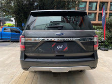 Cargar imagen en el visor de la galería, Ford Expedition Limited Modelo 2021
