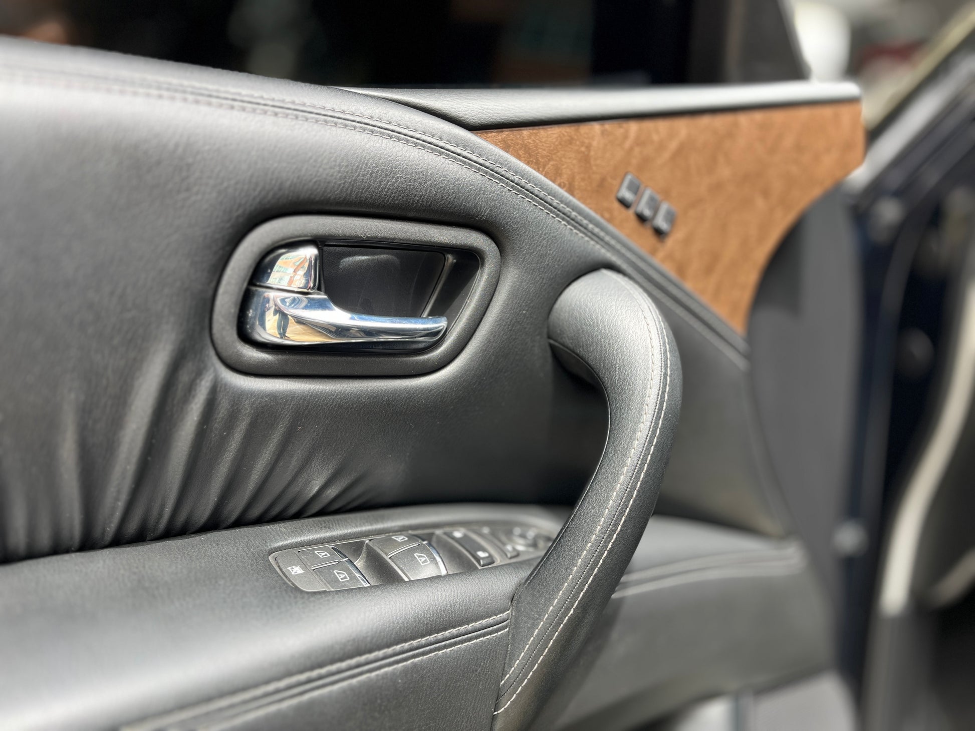 Infiniti QX80 Modelo 2017 - Autos 93