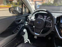 Cargar imagen en el visor de la galería, Subaru Crosstrek ES Modelo 2024
