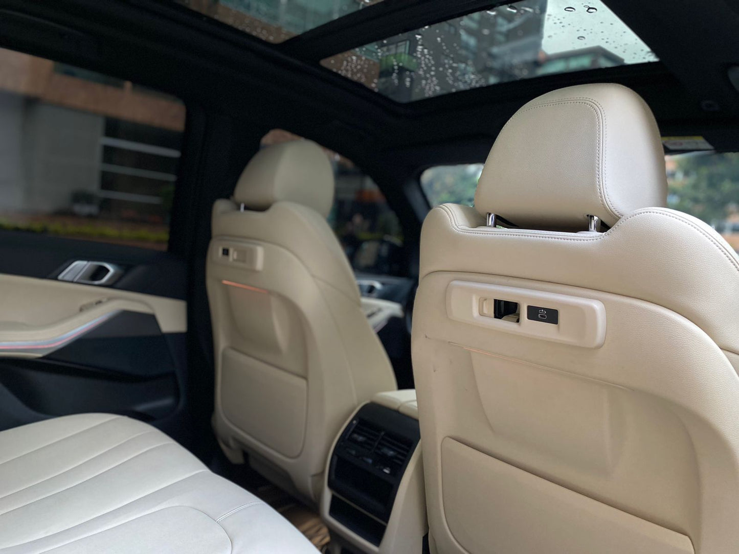 BMW X5 xDrive45E Blindada Modelo 2020 Híbrida - Autos 93