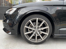 Cargar imagen en el visor de la galería, Audi A3 S-line Modelo 2018
