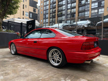 Cargar imagen en el visor de la galería, BMW 850i Modelo 1992
