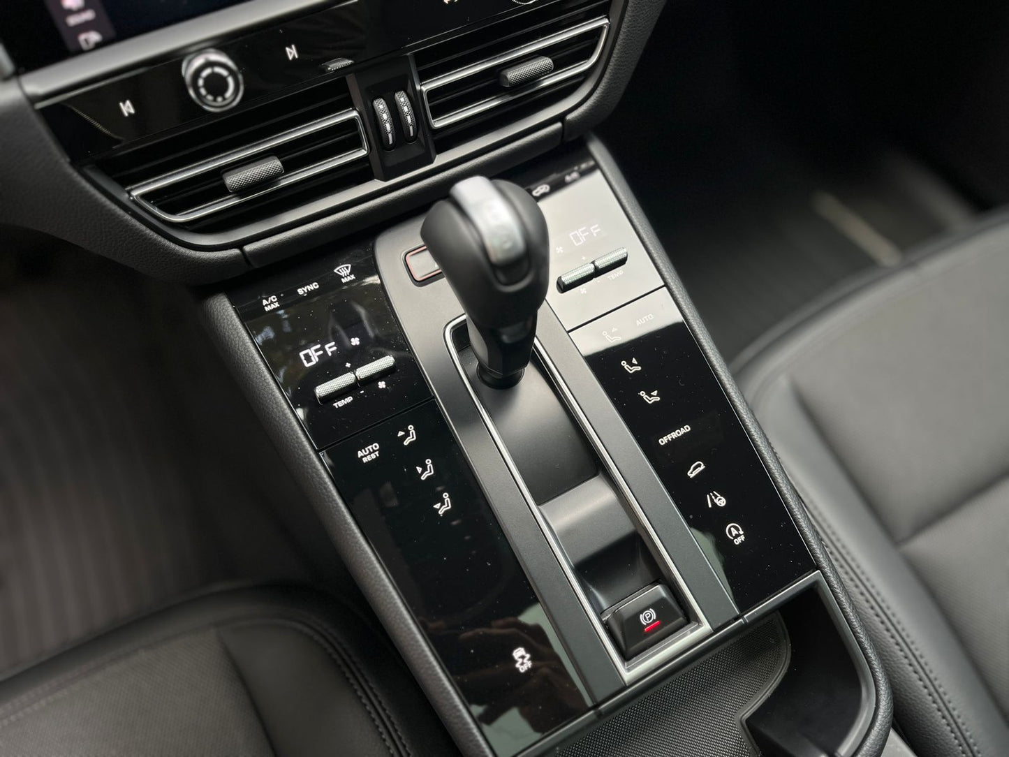 Porsche Macan Modelo 2024