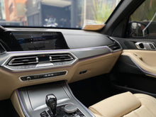 Cargar imagen en el visor de la galería, BMW X5 xDrive45E Modelo 2020
