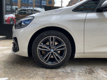 Cargar imagen en el visor de la galería, BMW 218I Active Tourer Modelo 2021
