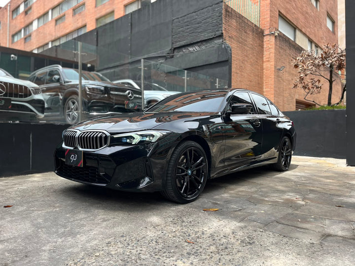 BMW 330e Modelo 2024
