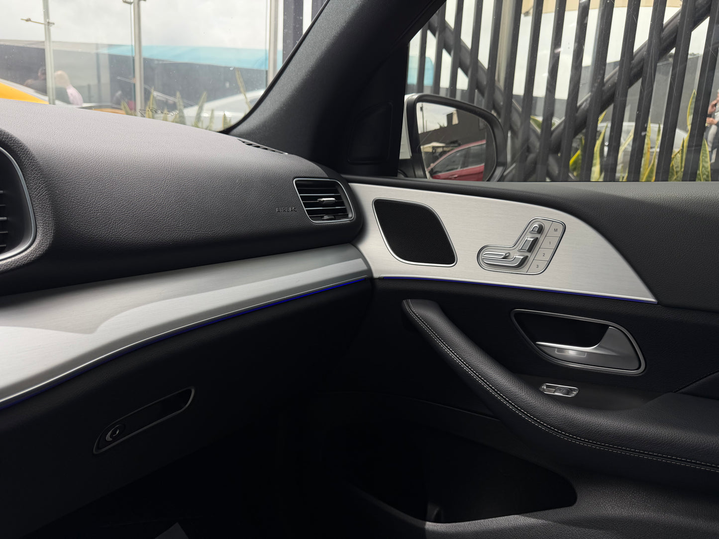 Mercedes Benz GLE350de Modelo 2023 - Autos 93