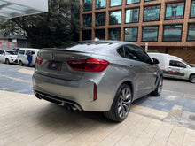 Cargar imagen en el visor de la galería, BMW X6 M Modelo 2018
