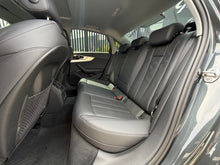 Cargar imagen en el visor de la galería, Audi A4 MHEV - Autos 93
