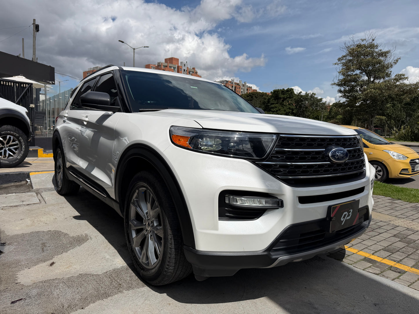 Ford Explorer XLT Modelo 2022 - Autos 93